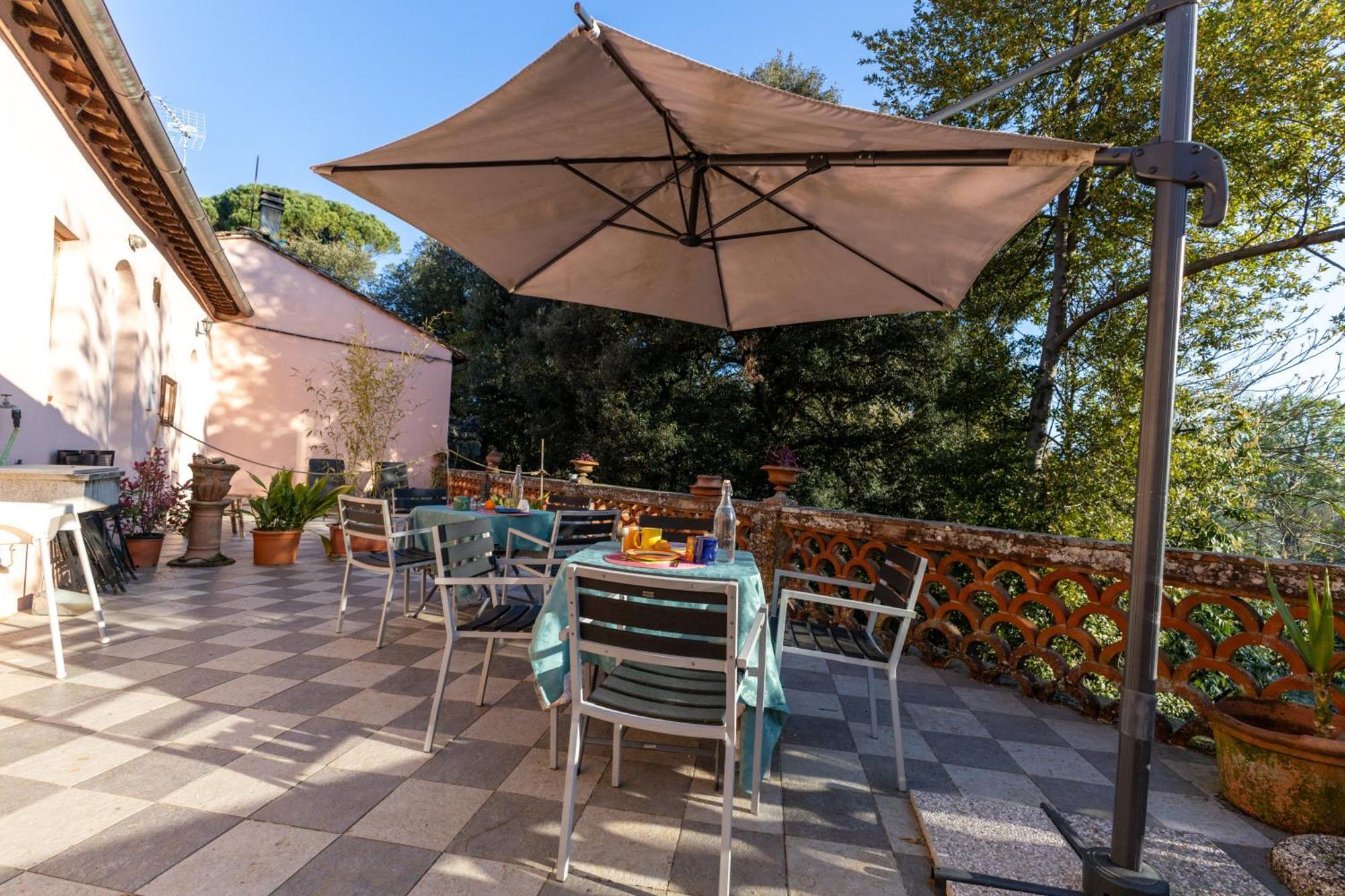 Il Casale Di Villa Rossi Лука Екстериор снимка