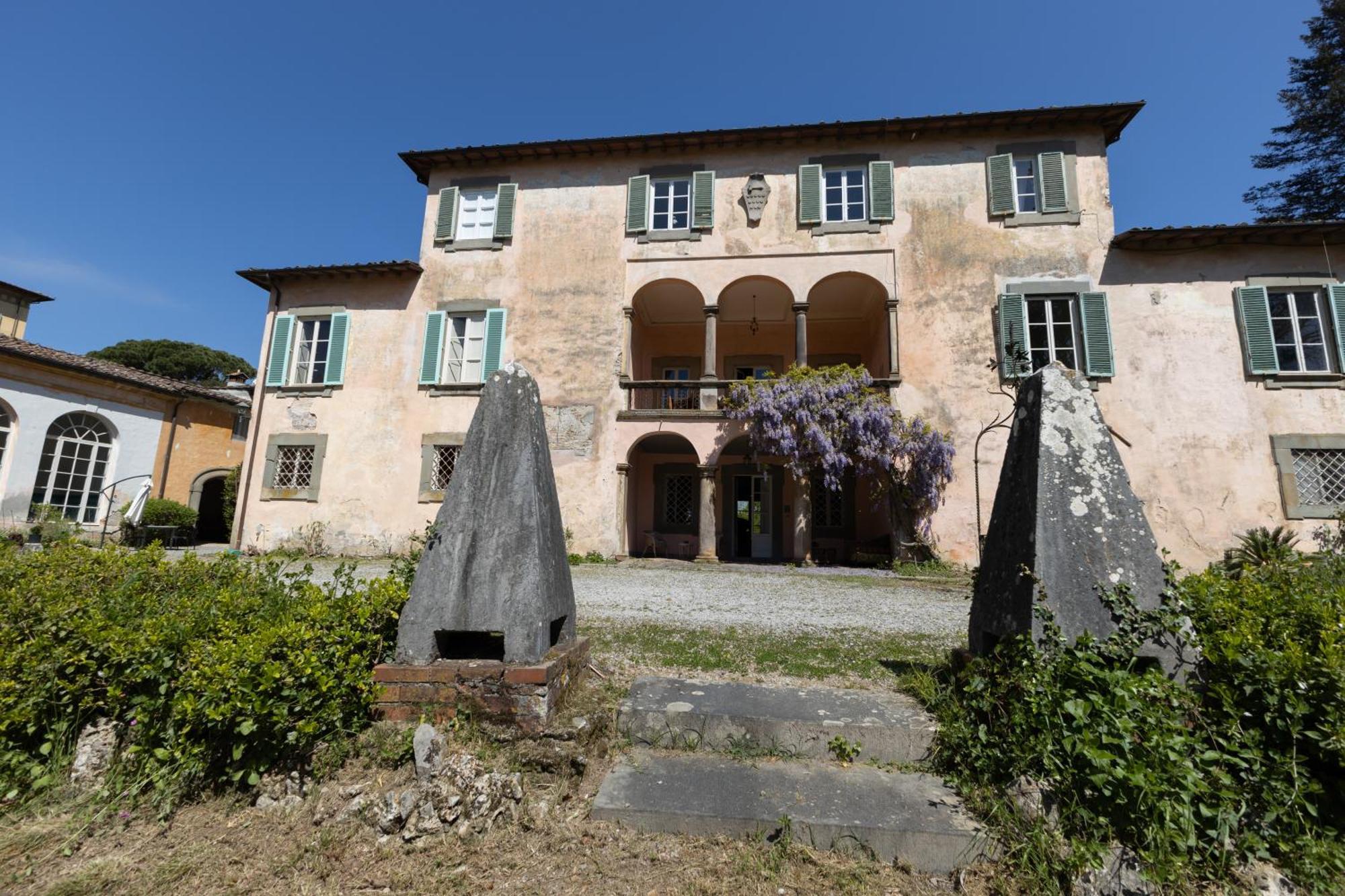 Il Casale Di Villa Rossi Лука Екстериор снимка